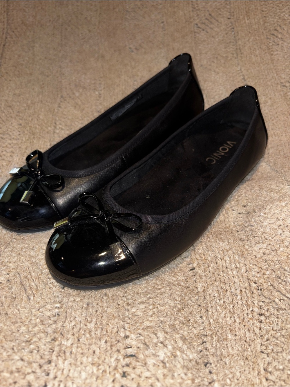 Vionic Minna Black Patent Leather Bow Ballet Flats Sz 6.5